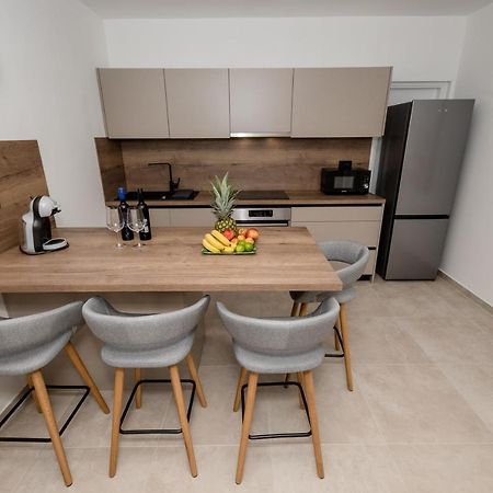 Peaceful Haven Near The Sea-Apartments Torlak Rab Banjol Extérieur photo