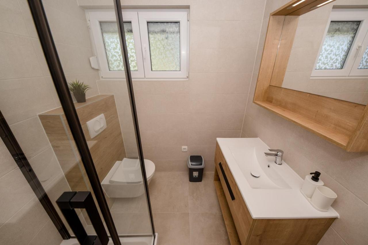 Peaceful Haven Near The Sea-Apartments Torlak Rab Banjol Extérieur photo