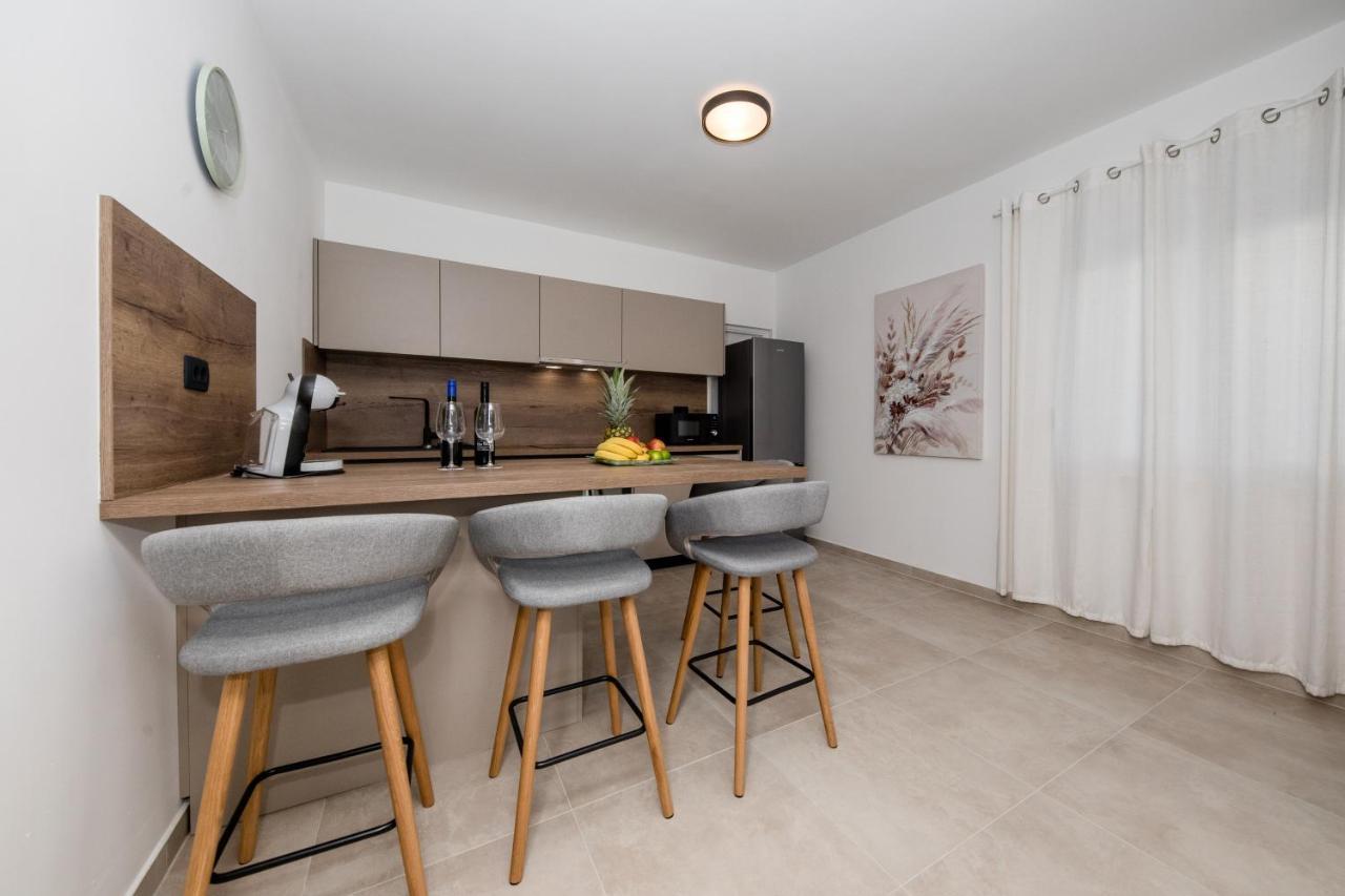 Peaceful Haven Near The Sea-Apartments Torlak Rab Banjol Extérieur photo